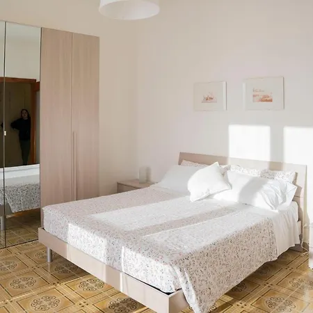 093 - Casa Panorama, Vista Mare E Vista Portofino, 500 Metri Centro Di Chiavari, Posto Auto Gratis Incluso *