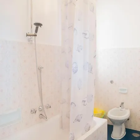 093 - Casa Panorama, Vista Mare E Vista Portofino, 500 Metri Centro Di Chiavari, Posto Auto Gratis Incluso 아파트