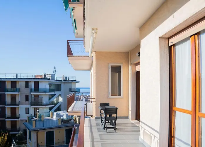 093 - Casa Panorama, Vista Mare E Vista Portofino, 500 Metri Centro Di Chiavari, Posto Auto Gratis Incluso Chiavari