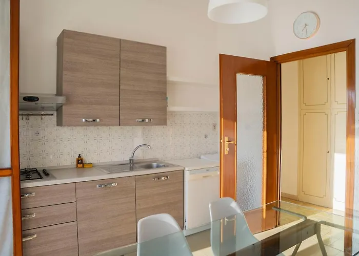 093 - Casa Panorama, Vista Mare E Vista Portofino, 500 Metri Centro Di Chiavari, Posto Auto Gratis Incluso Apartment *