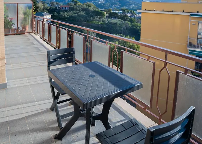 093 - Casa Panorama, Vista Mare E Vista Portofino, 500 Metri Centro Di Chiavari, Posto Auto Gratis Incluso Apartment *