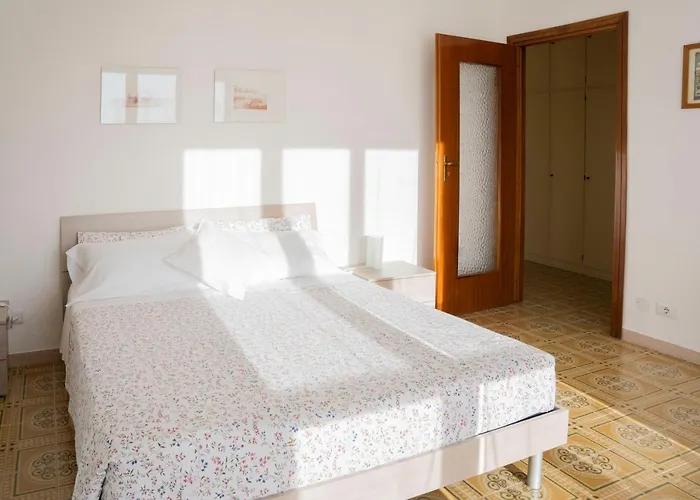 Apartment 093 - Casa Panorama, Vista Mare E Vista Portofino, 500 Metri Centro Di Chiavari, Posto Auto Gratis Incluso