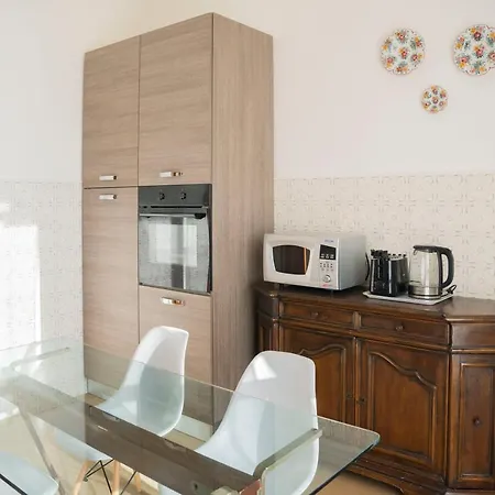 Casa Panorama: Seaview Retreat Near Center With Free Parking * Chiavari