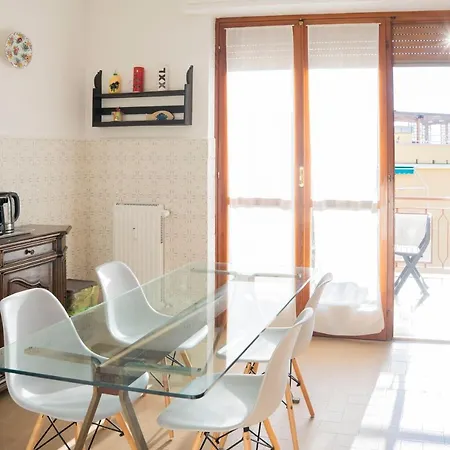 093 - Casa Panorama, Vista Mare E Vista Portofino, 500 Metri Centro Di Chiavari, Posto Auto Gratis Incluso Apartamento Chiavari