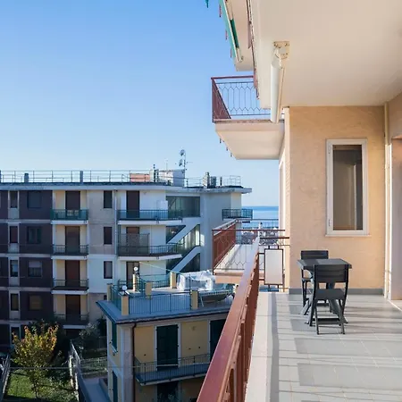 Apartment 093 - Casa Panorama, Vista Mare E Vista Portofino, 500 Metri Centro Di Chiavari, Posto Auto Gratis Incluso